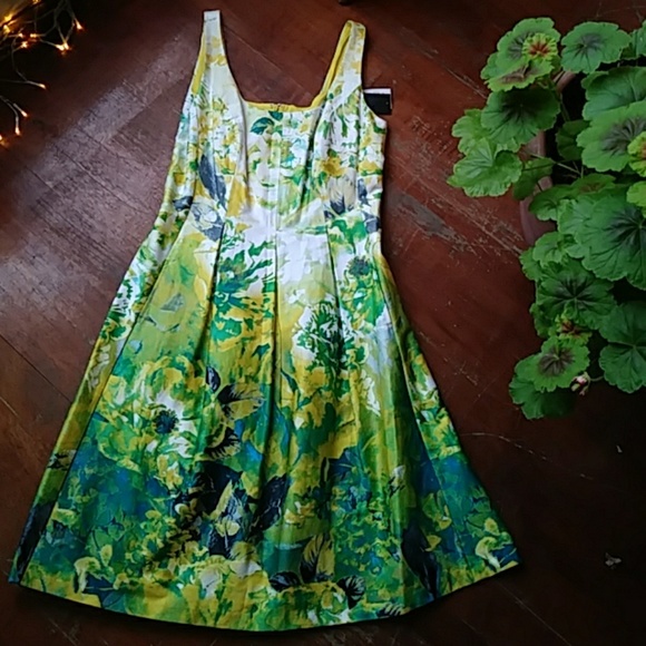Nine West Dresses & Skirts - Nine West floral dress